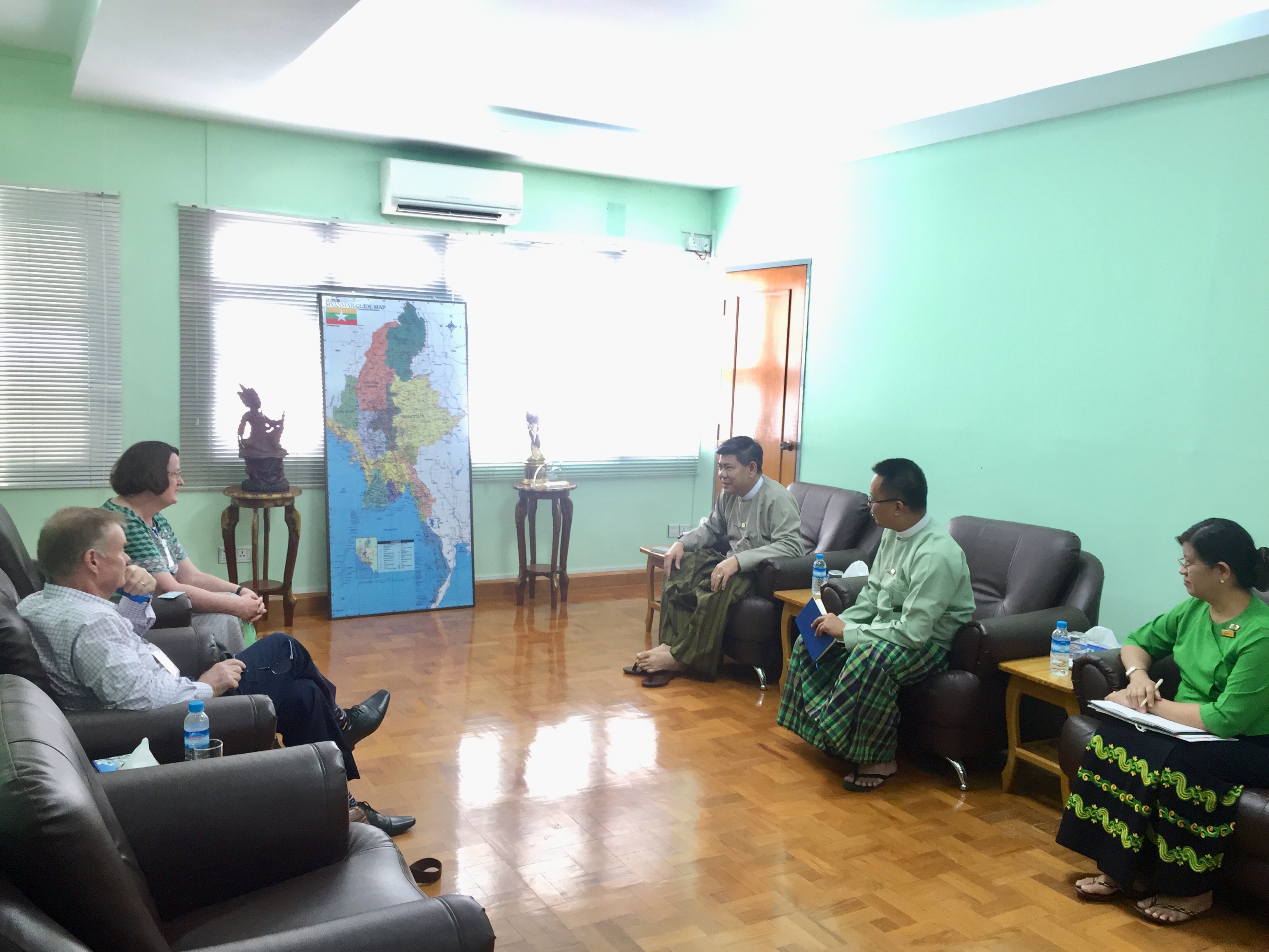 Discussion with officials from New Zealand Companies Office